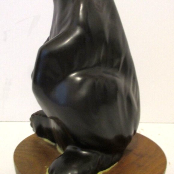 Solid Walnut Sculpture Canadian Wildlife Series by HERTA 6" Tall Black Bear - Picture 2 of 9